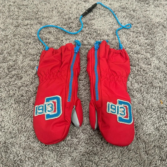 Didriksons 1913 Red Waterproof Winter Mittens Toddler Kids 2/4 Years - Picture 2 of 6